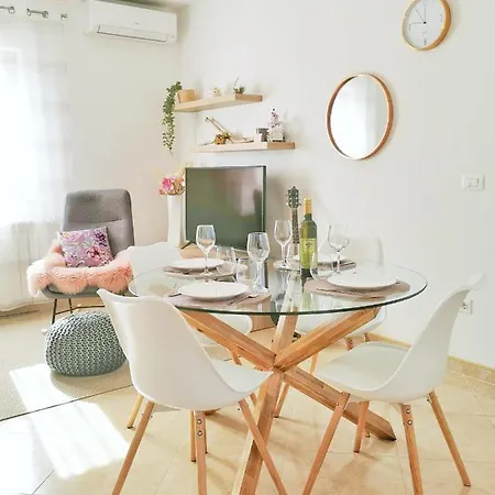 Apartment Artemis *